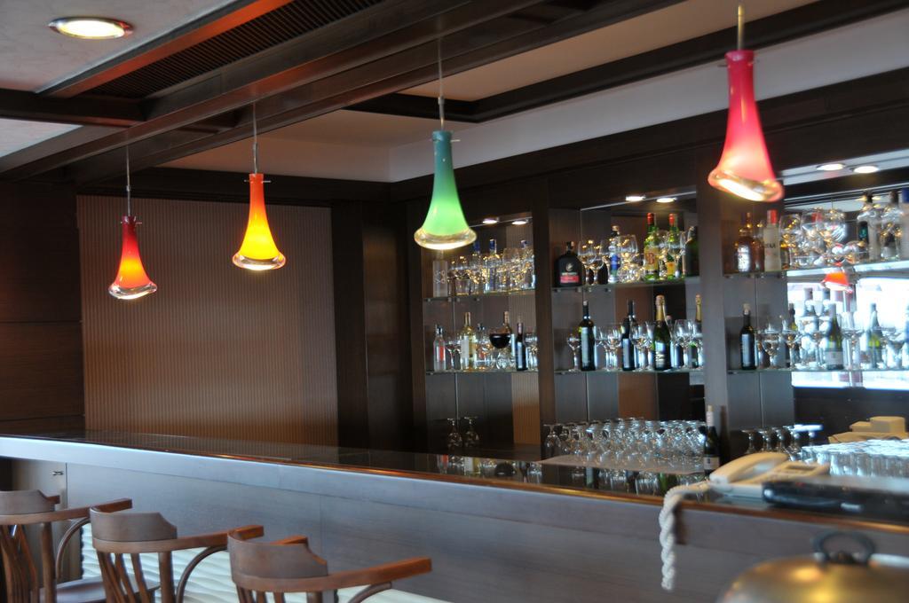 Rhiss Hotel Maltepe Estambul Exterior foto